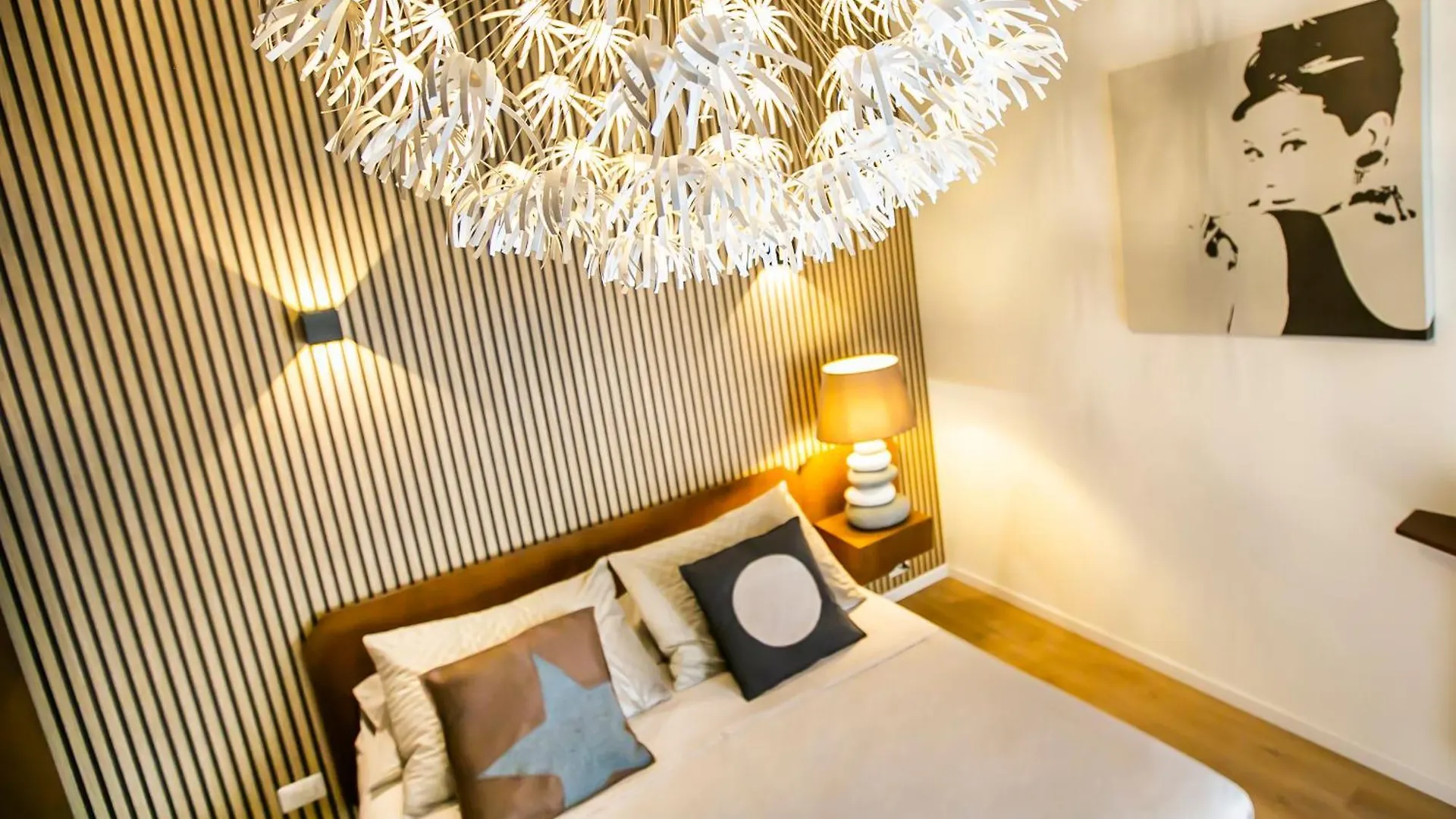 10Floor Villa Como