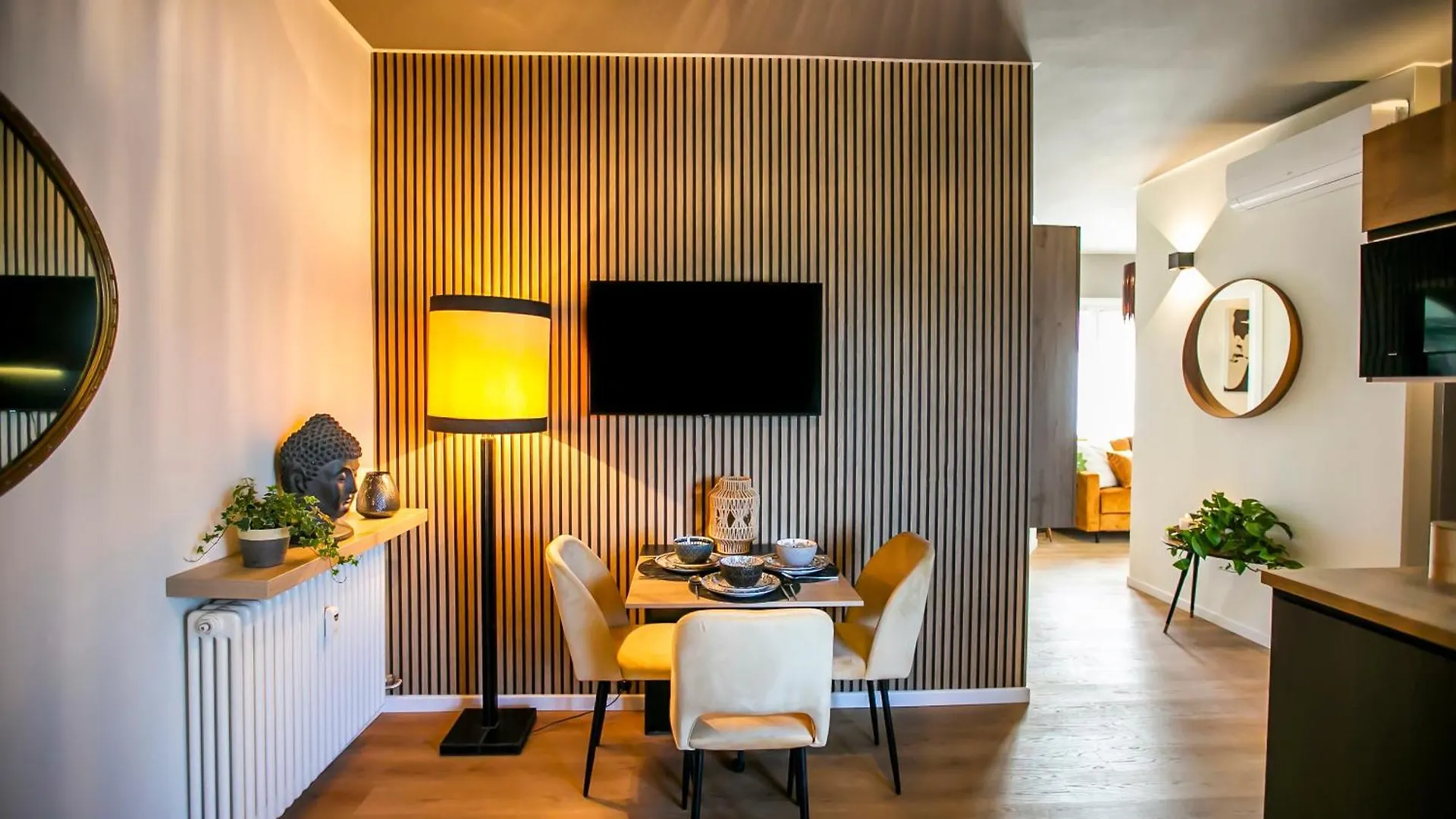 Willa 10Floor Como