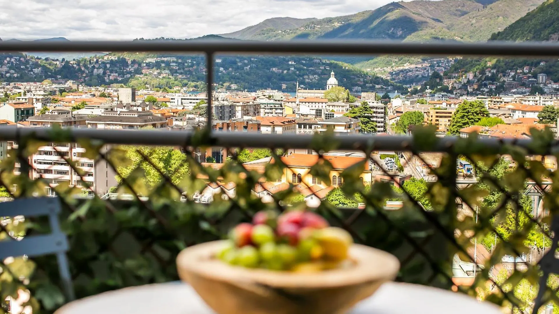Vakantiehuis 10Floor Villa Como Italië